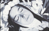 Thérèse de l'Enfant Jésus de la Sainte Face sur son lit de mort.